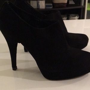 New Stuart Weitzman black boots 35